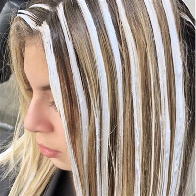 Everything To Know About Chunky Blonde Highlight-Blog - 