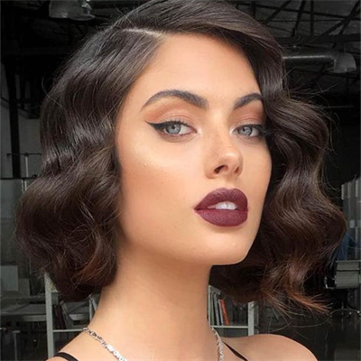 Short and wavy finger waves