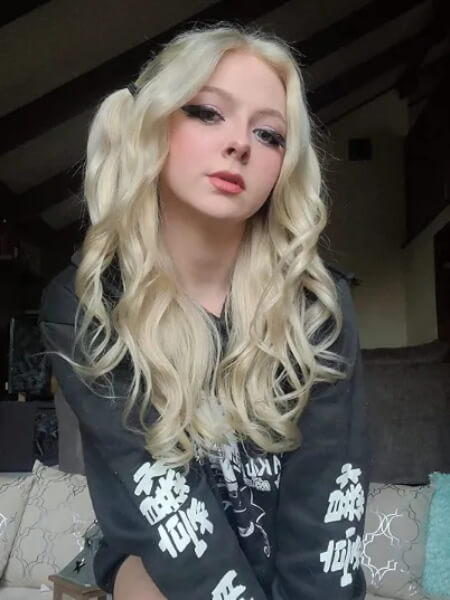 613-blonde-lace-front-wig-review.2