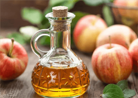 a-glass-bottle-of-apple-cider-vinegar