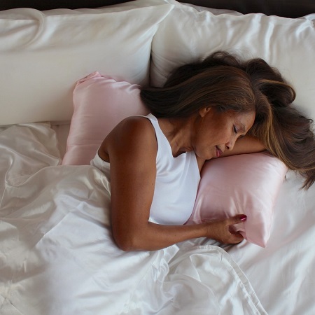 sleep-on-a-silk-pillowcase_1